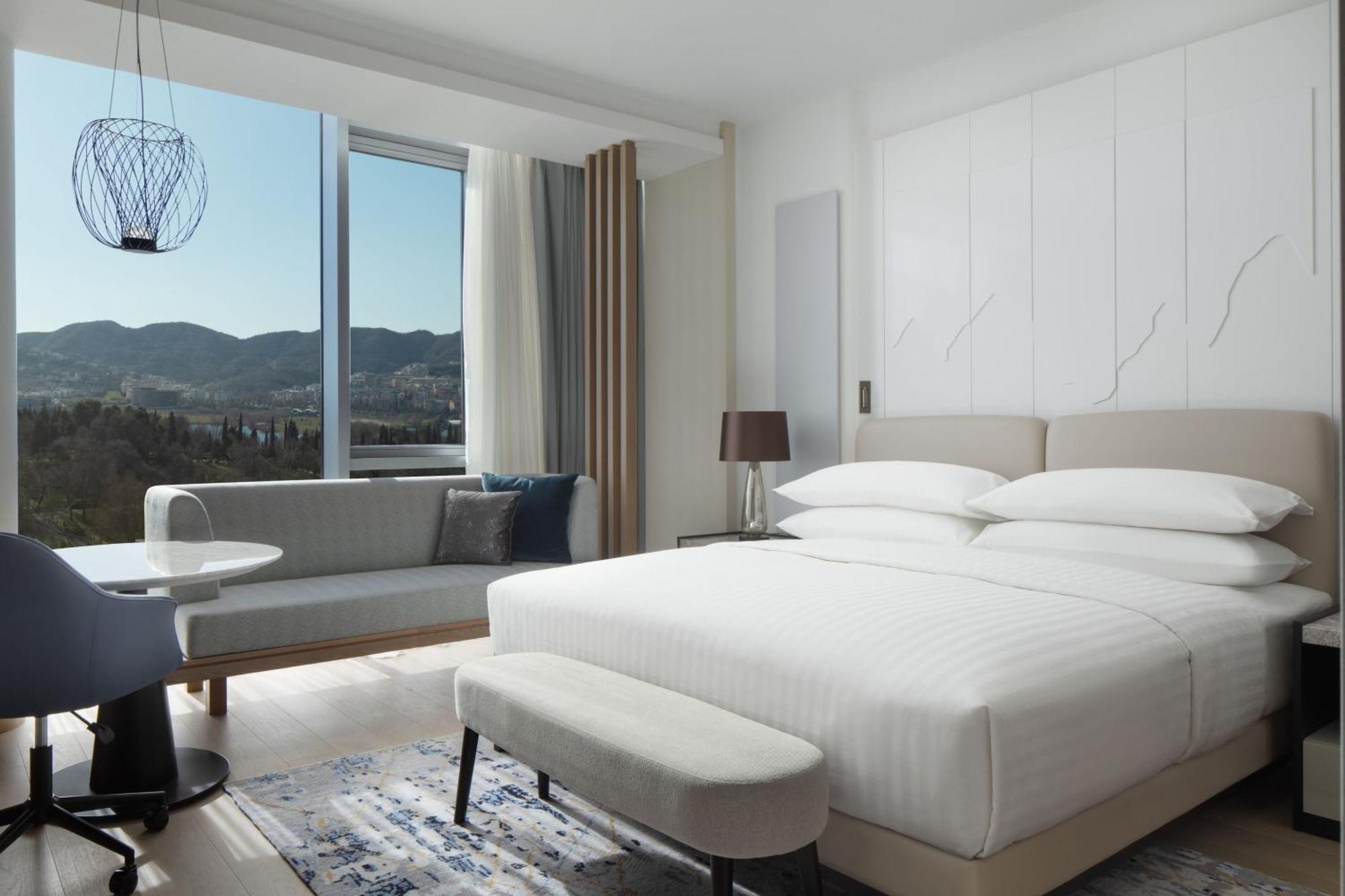 Tirana Marriott Hotel ภายนอก รูปภาพ